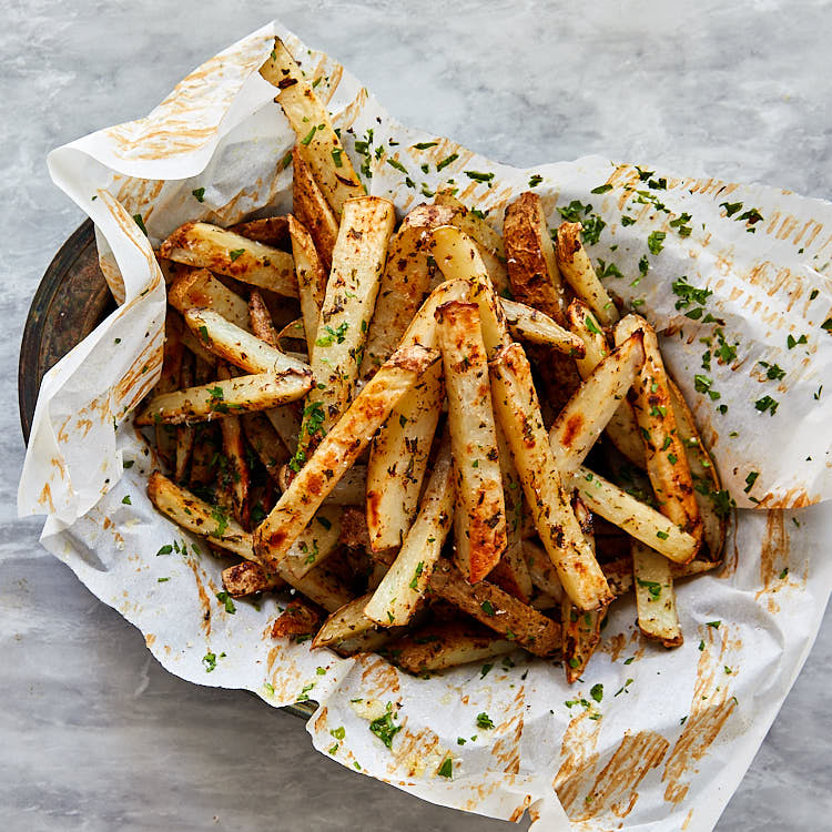 Truffle fries recipe instructions – place truffle fries on paper into a bowl or a basket