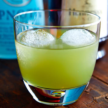 Incredible Hulk Drink - Only two ingredients required for this recipe. Delicious! A perfect drink for unwinding after a busy day. | ifoodblogger.com
