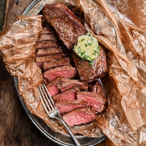 The best air fryer steak, cooked to perfection in 15 minutes. This steak is so easy to make and is so delicious that you will be making again and again. Perfect for low carb, Atkins and paleo diets.| ifoodblogger.com