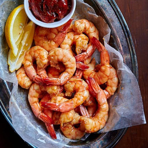 Delicious Air Fryer Shrimp coated in a light, Asian inspired, sweet and tangy sauce. Packed with incredible flavours!| ifoodblogger.com