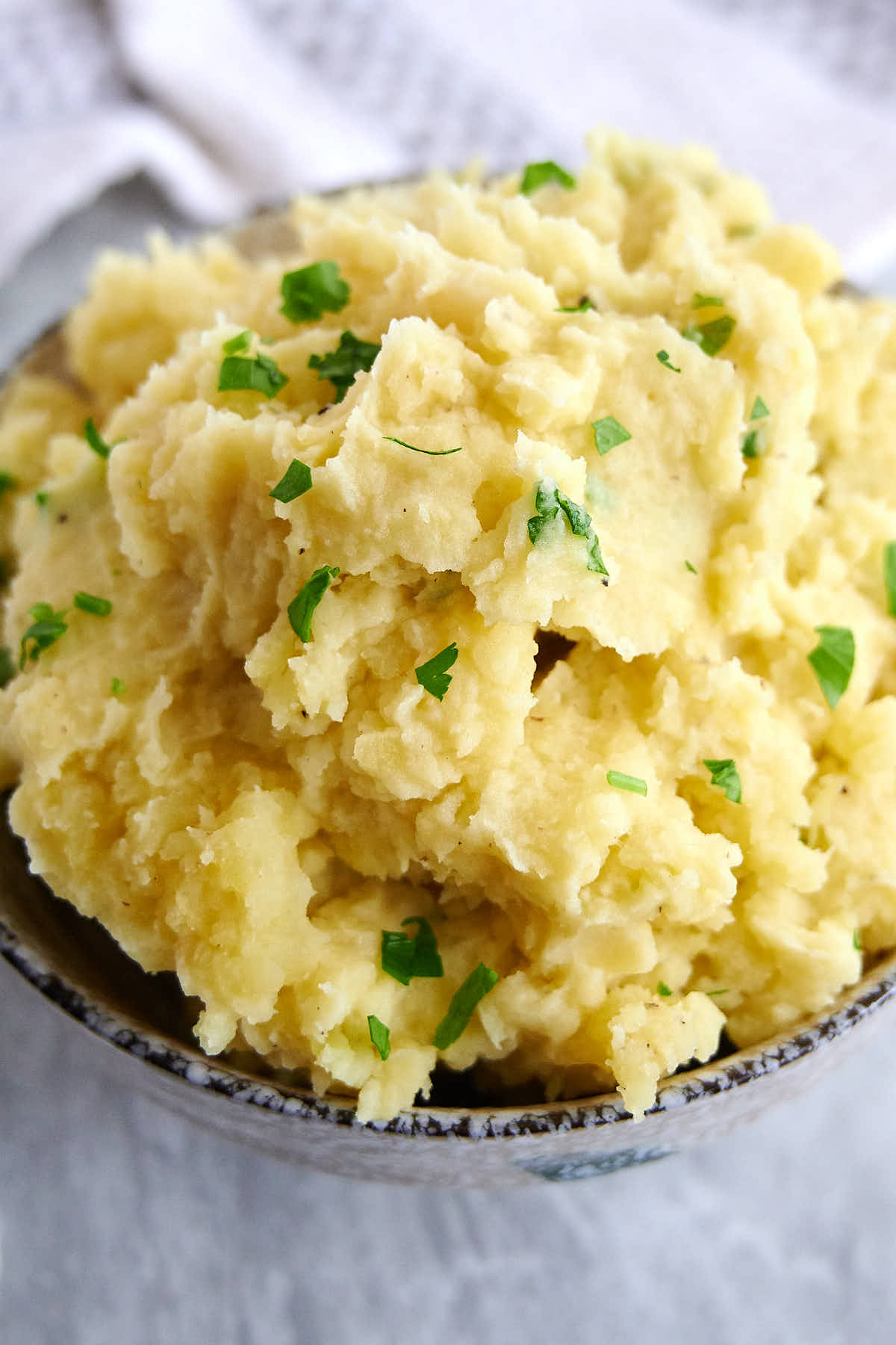 Garlic Mashed Potatoes - Craving Tasty