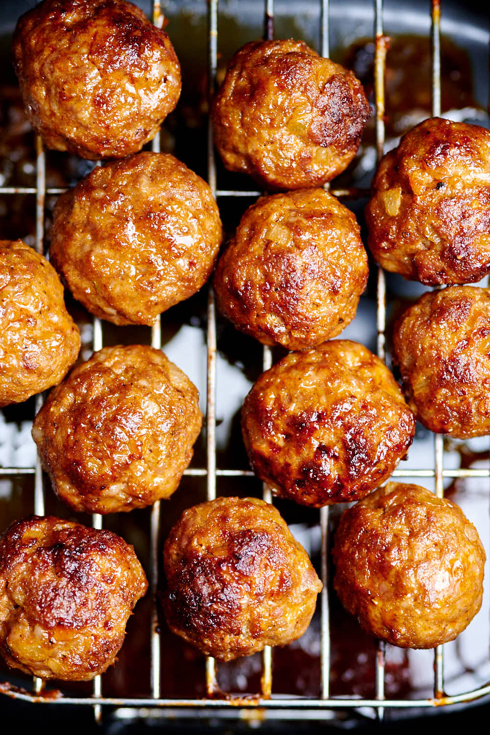 pork meatballs inside air fryer